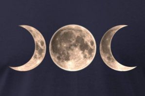 Три луны картинки