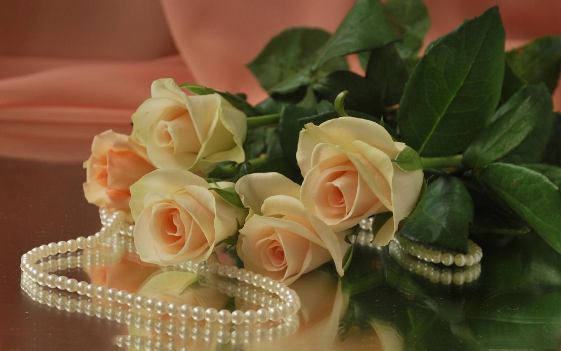 Подруге леночке. Открытки с розами. Открытки с розами красивые. С днём рождения женщине цветы красивые. Букет роз с днем рождения.