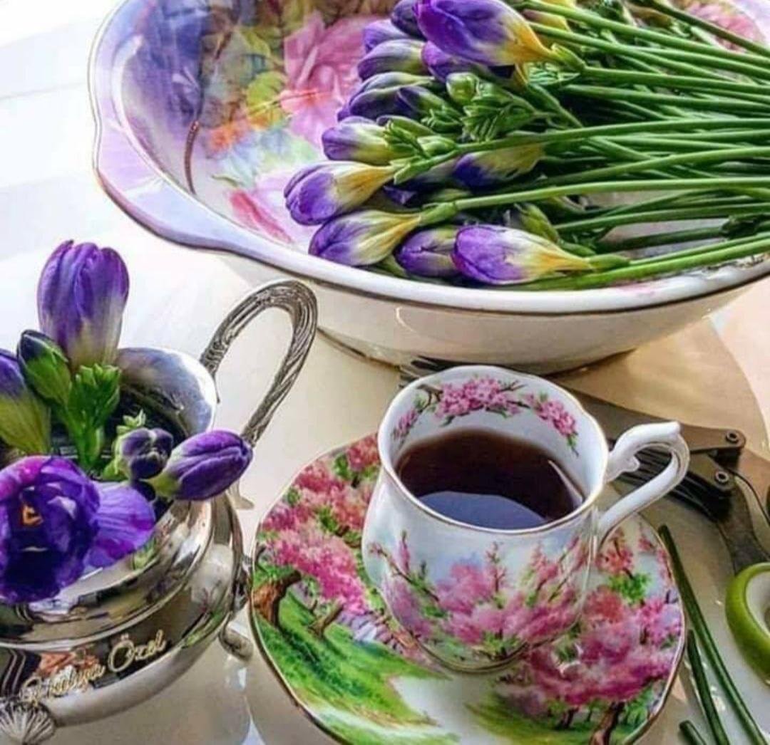 Доброе апрельское утро счастья. Весеннее чаепитие. Чай цветок. Прекрасного воскресного утра.