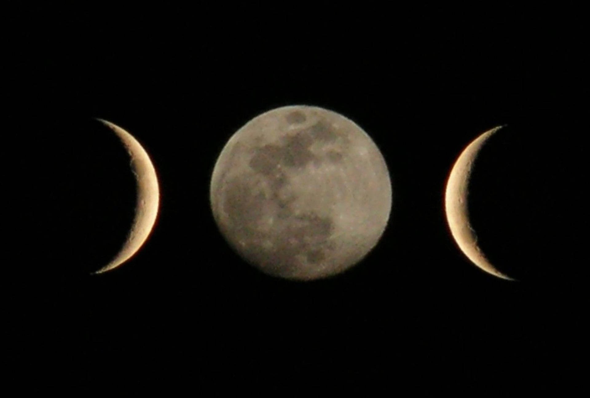 Две луны время. Викка Луна. Викка тройная богиня Луны. Триединая Луна Триединая Луна. Триединая богиня Луны.