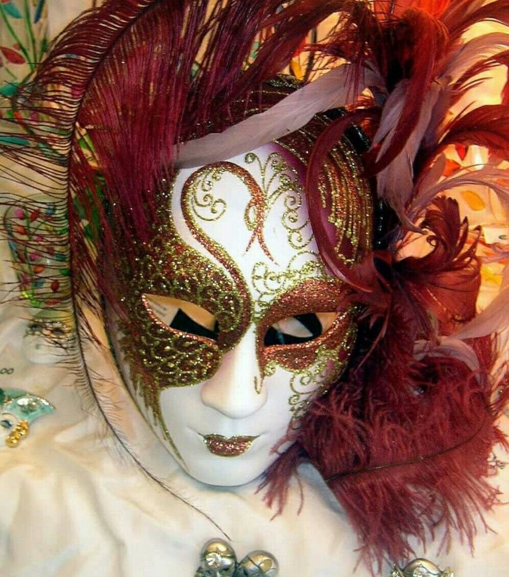 Самая красивая маска. Красивые маски. Маскарадная маска. Маска венецианская. Маски венецианские карнавальные.