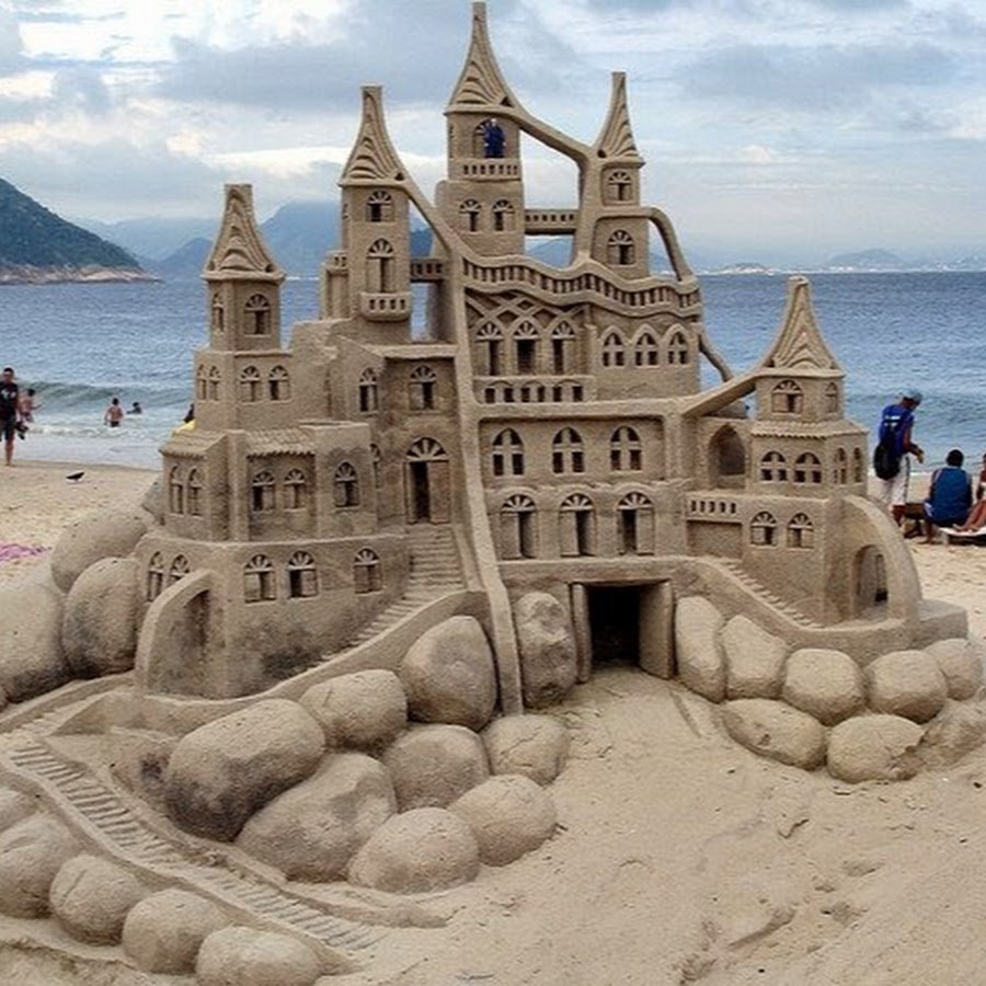 Sandcastle picture. Песочный замок лакорн2005. Замок из песка (2021) | the Sand Castle. «Песочный замок» 1977. Замок из песка на пляже.