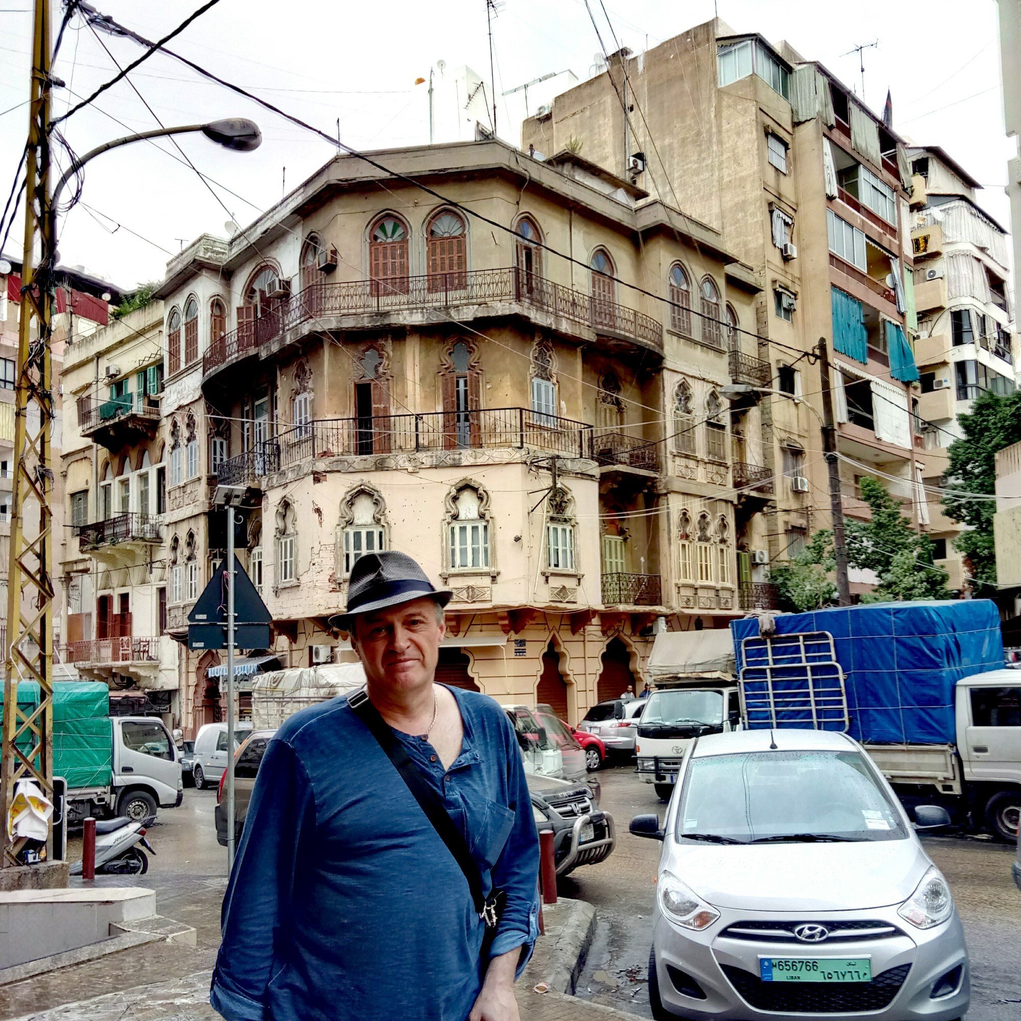 Телефона бейрут. Бейрут бедный квартал. Ливан Бейрут трущобы. Ливан столица Бейрут трущобы. Бейрут город трущобы.