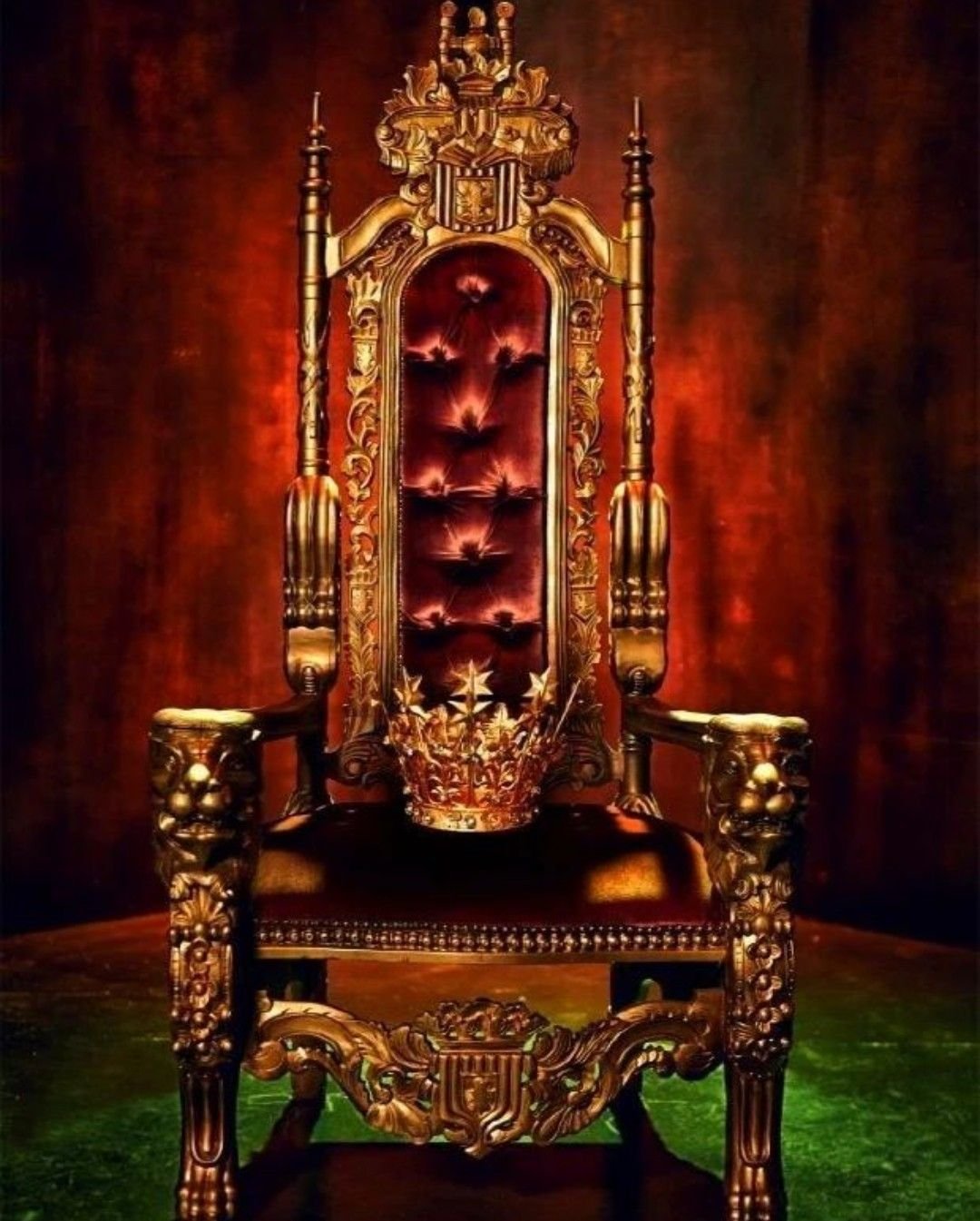 Стоковые фотографии по запросу Королевский трон