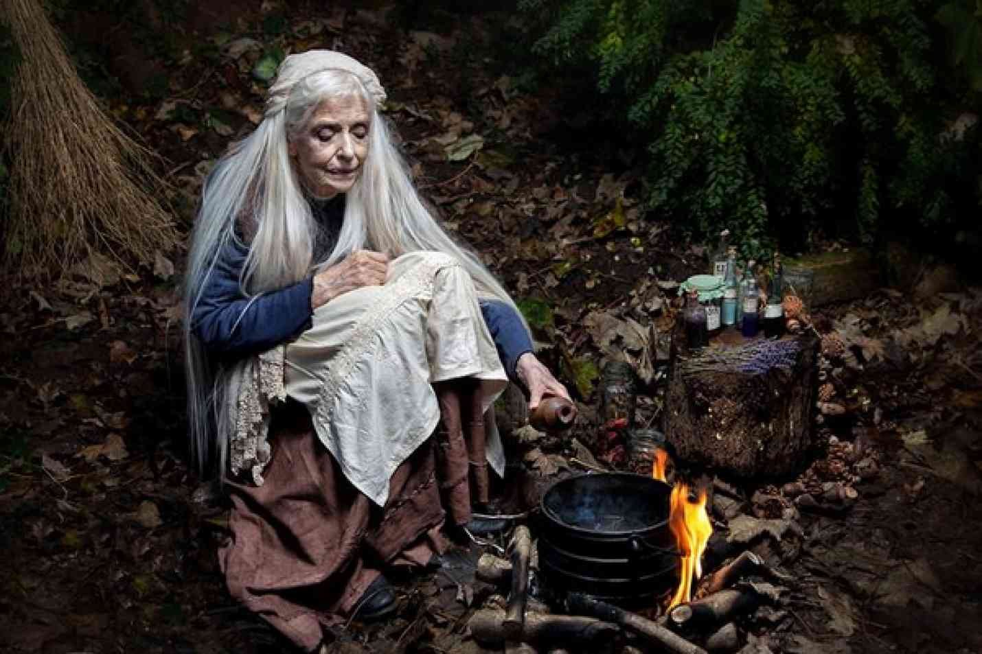 Знахарка 45 дзен. Бабка ведунья. Добрая ведьма.