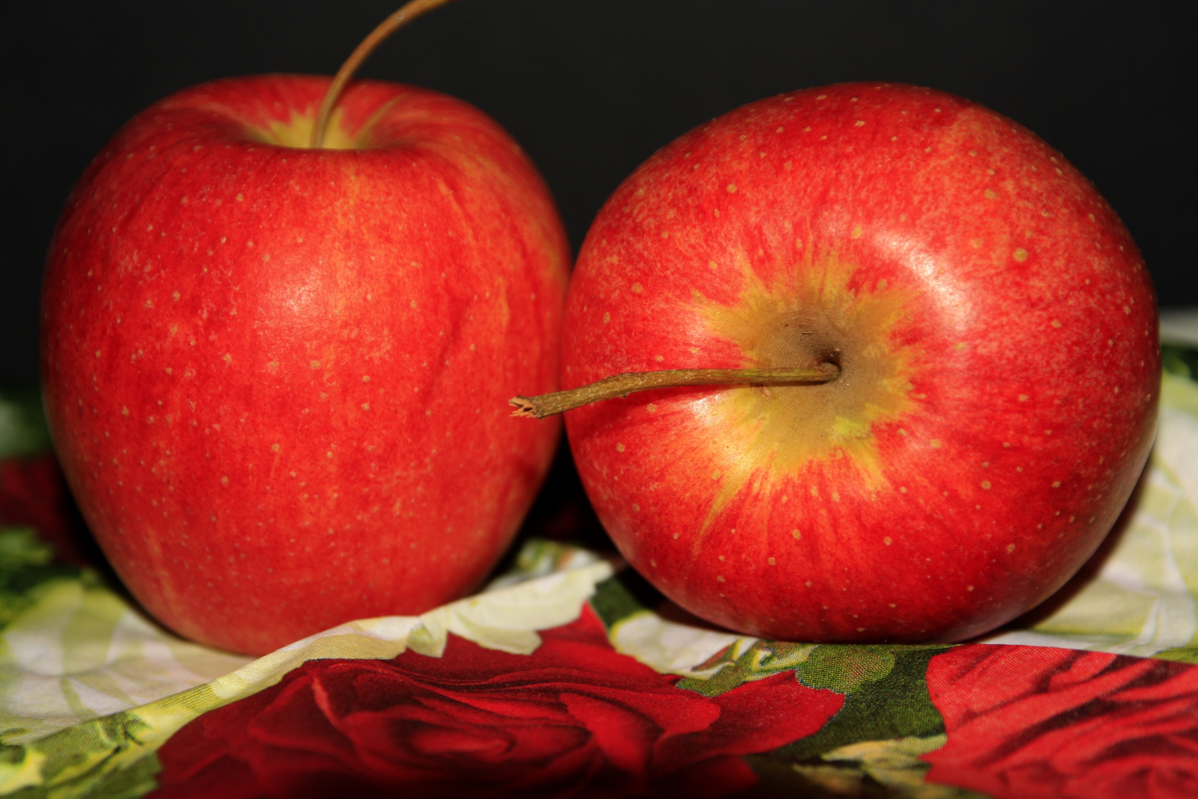 К чему снятся красивые яблоки
