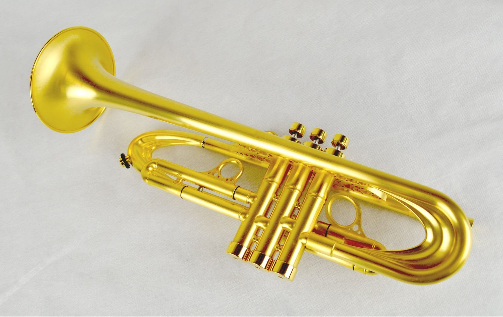 Купить трубу музыкальный инструмент. Музыкальная труба. Труба муз инструмент. Золотая труба. Золотая труба инструмент.